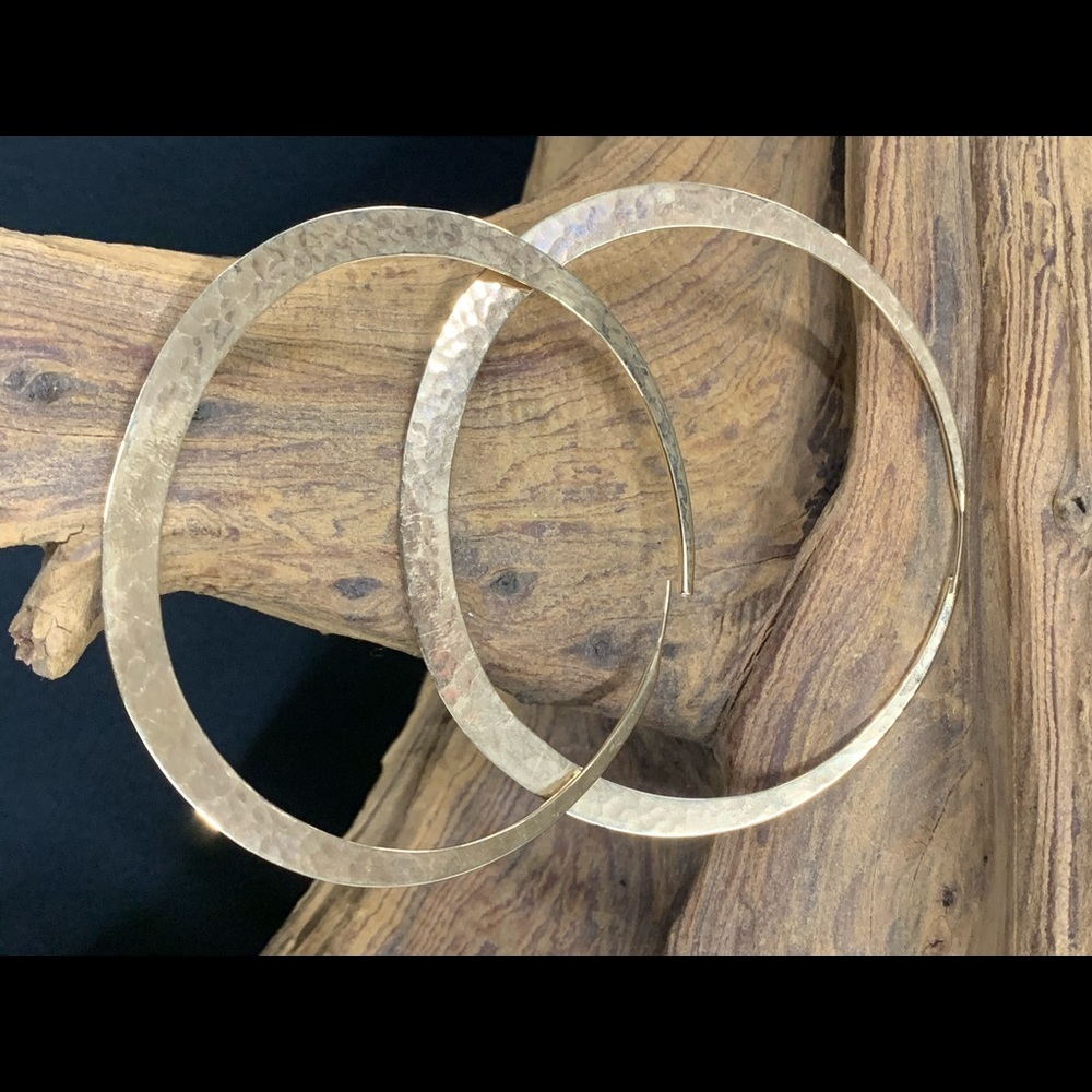 18 kt Gold Hoops - Picture 2 of 6
